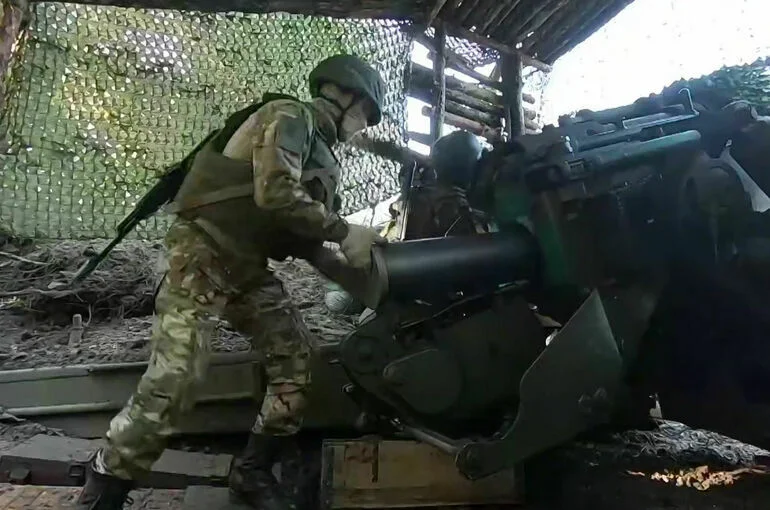 Российские военные освободили село Толстой в ДНР
