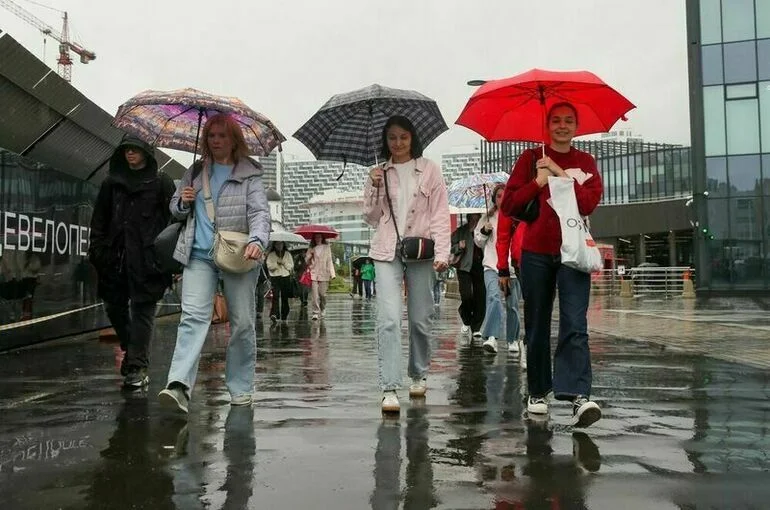 Мощные ливни, грозы и жара: погода в Москве на следующей неделе