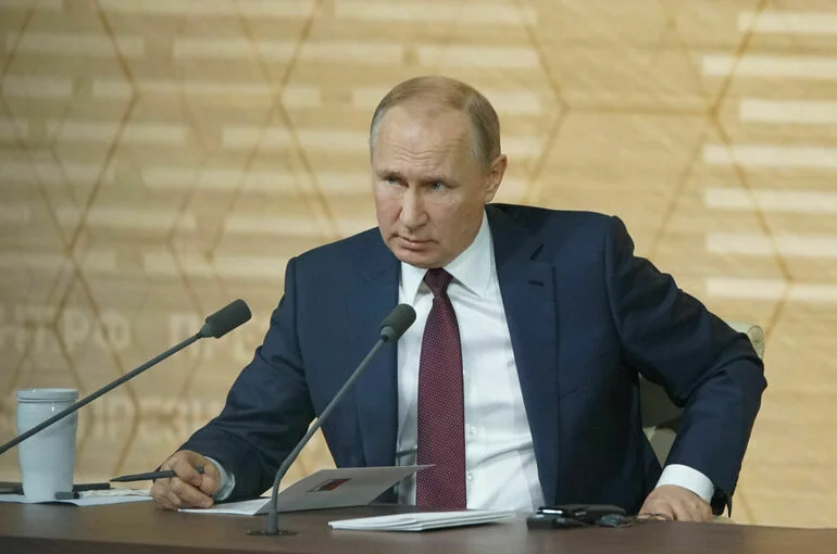 Путин: Бывшие колониальные страны винят Россию в распаде своих империй