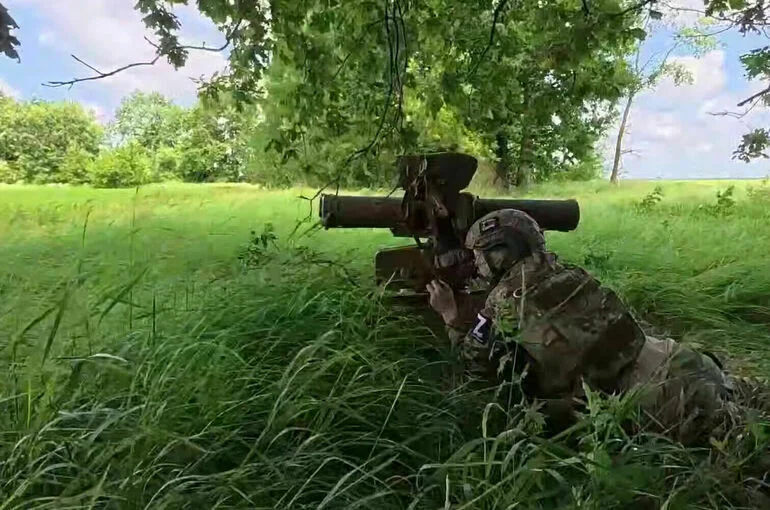 Российские войска освободили Петровку и Воскресенку в ДНР