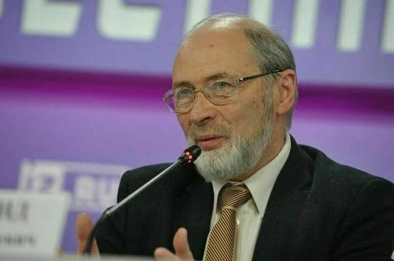Роман Вильфанд.
