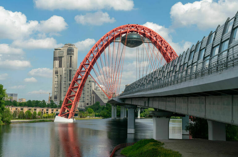 Грозы утихнут, жара спадет: погода в Москве 16 июля
