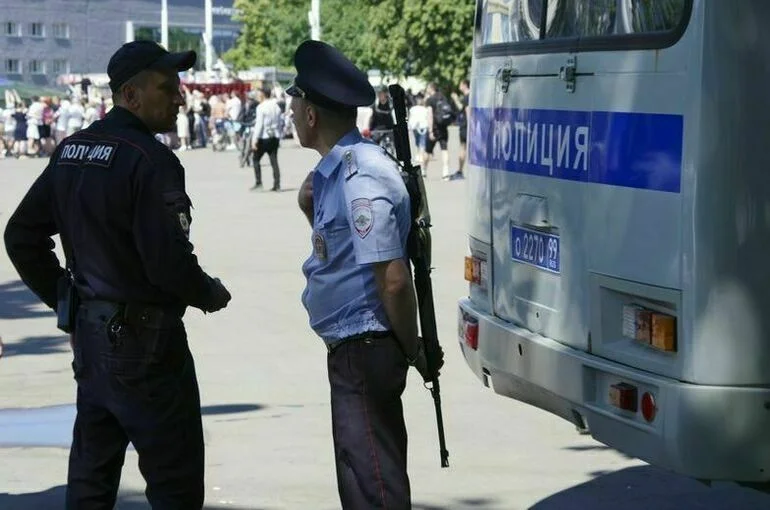 Идею компенсировать полицейским взятки, от которых они отказались, раскритиковали в Госдуме
