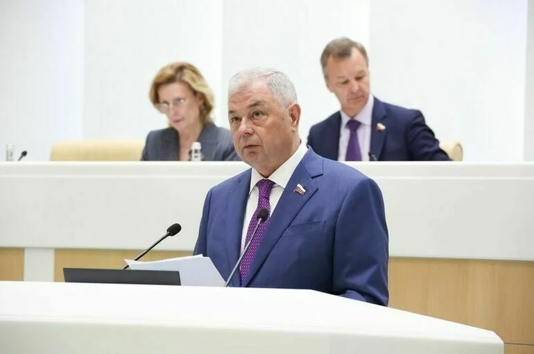 Сенатор Артамонов предложил пересмотреть систему налоговых льгот