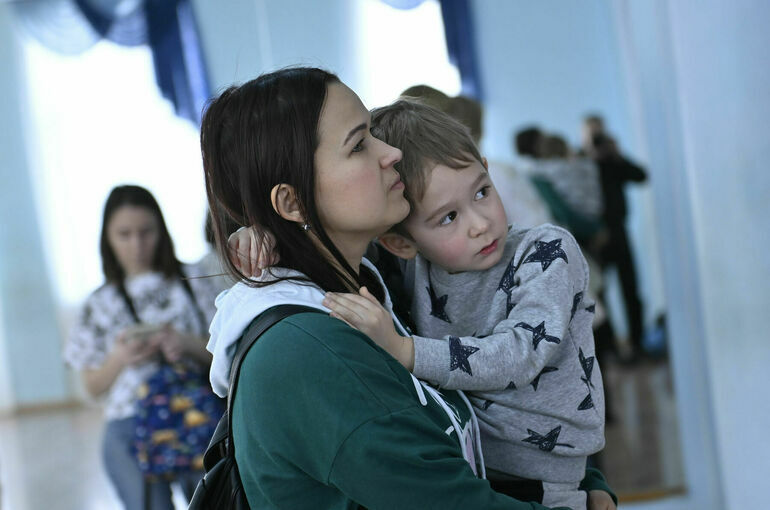 Котяков: За 20 лет число женщин репродуктивного возраста снизилось до 34 млн