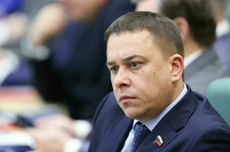 Сенатор Гибатдинов поддержал маркировку рекламы азартных игр