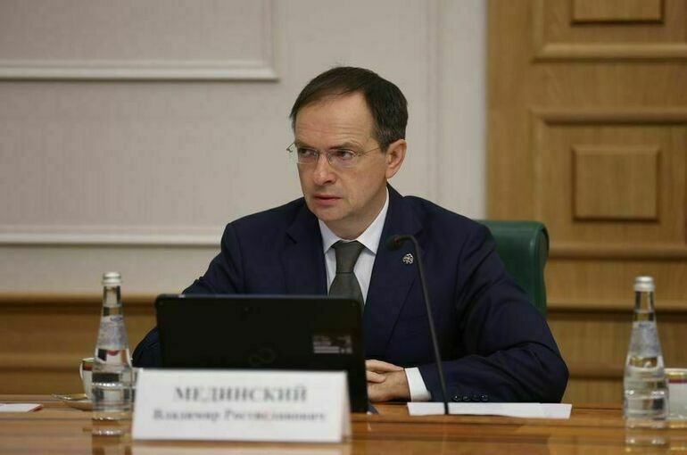 Мединский: Россия передала Украине еще 1000 тел солдат ВСУ