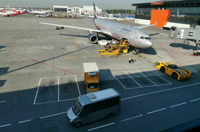Аэропортам разрешат использовать спецтехнику на дорогах общего пользования