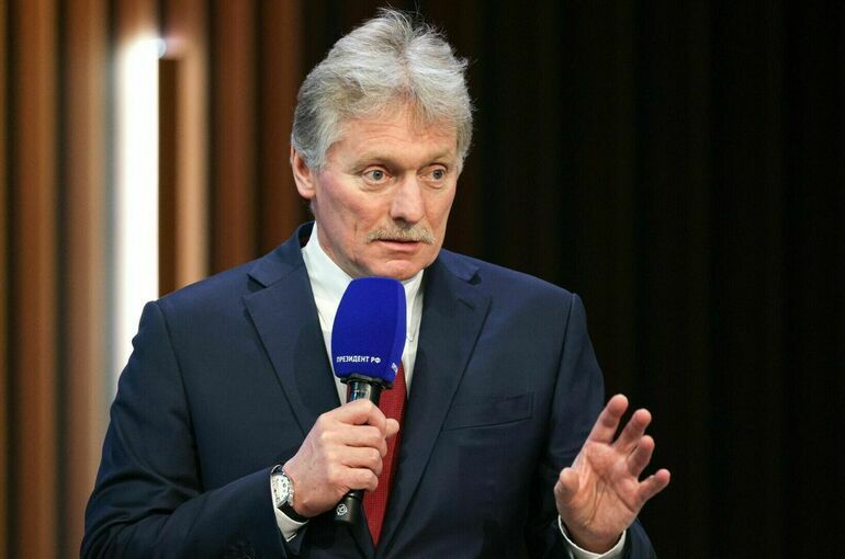 Песков назвал оправданными отключения интернета из-за дронов