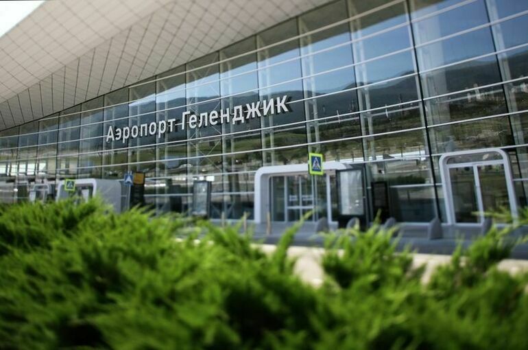 Из Москвы в Геленджик вылетел первый с 2022 года рейс
