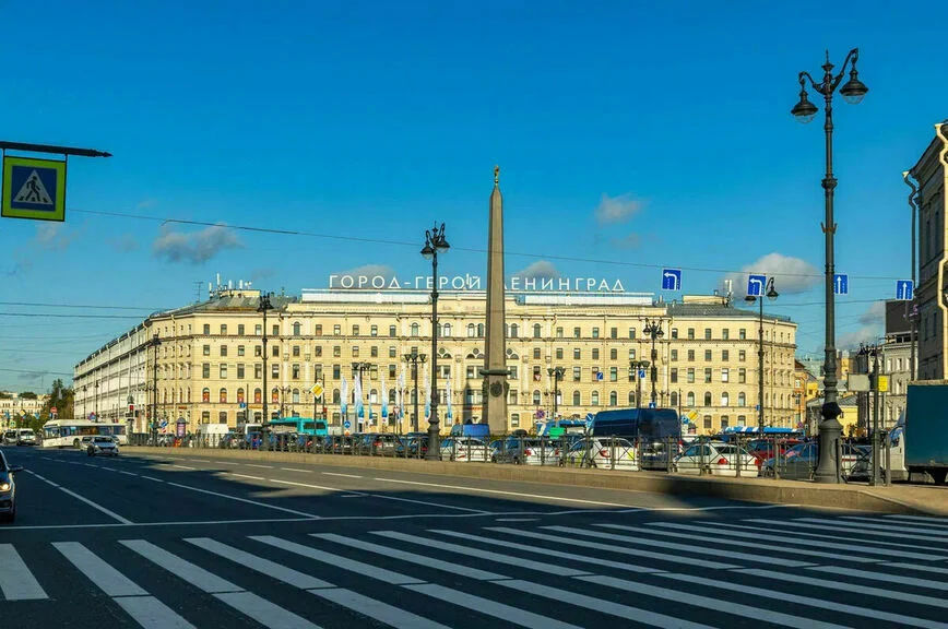 Площадь Восстания.