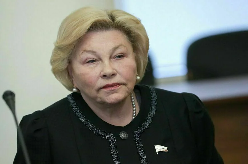Елена Драпеко.