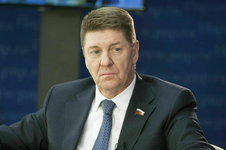 Председатель Комитета Совфеда по федеративному устройству, региональной политике, местному самоуправлению и делам Севера Андрей Шевченко.