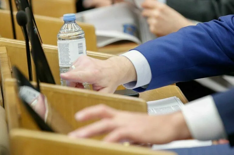 Госдума приняла закон об обратном выкупе акций
