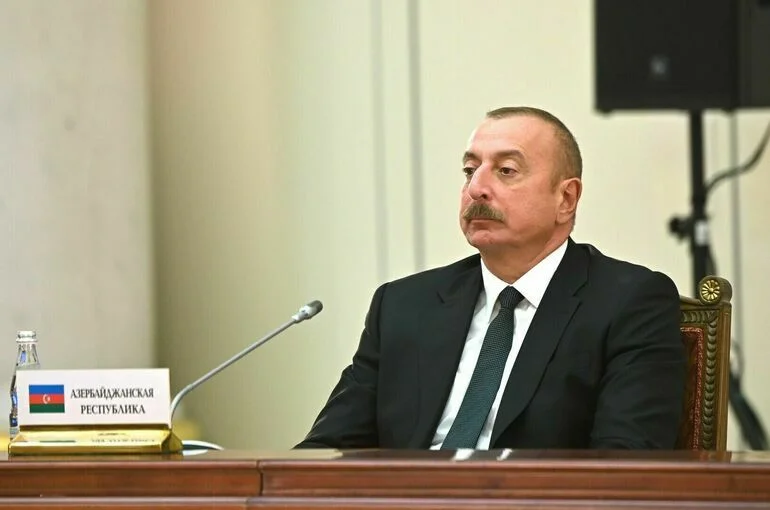 Алиев выразил соболезнования Путину из-за авиакатастрофы в Приамурье