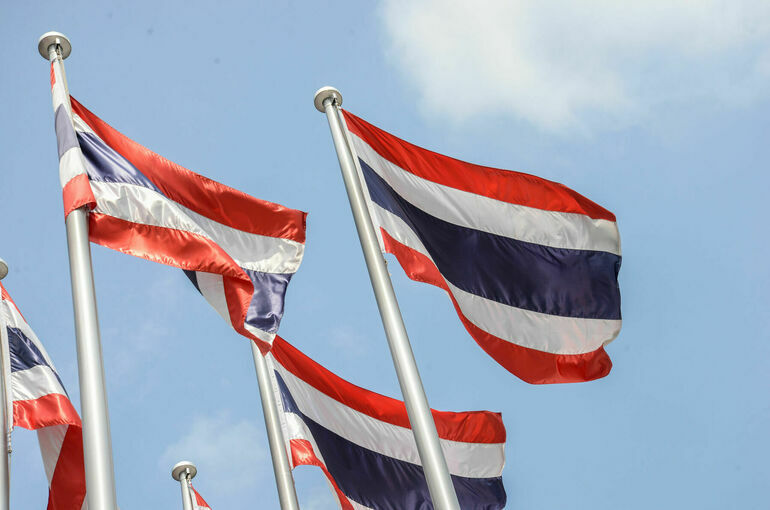 Таиланд ввел военное положение в провинциях на границе с Камбоджей