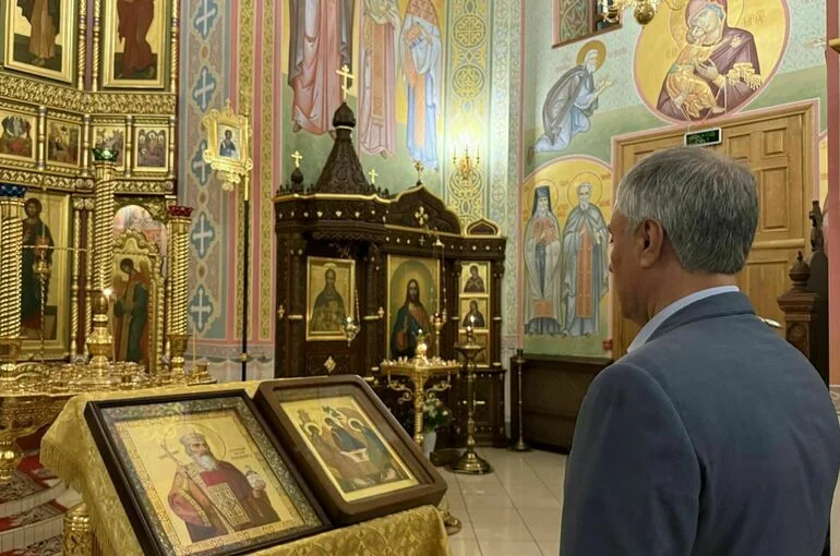 Володин посетил женский монастырь в Саратовской области в День Крещения Руси