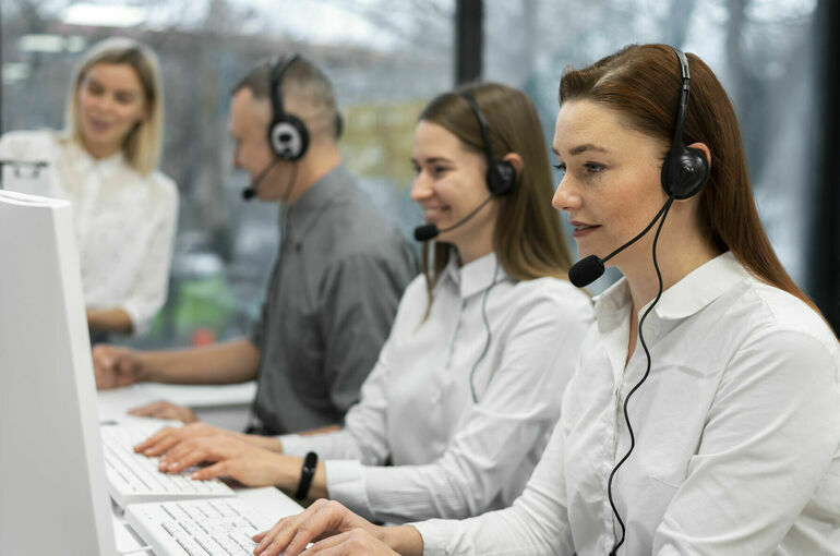 В загранице вам помогут