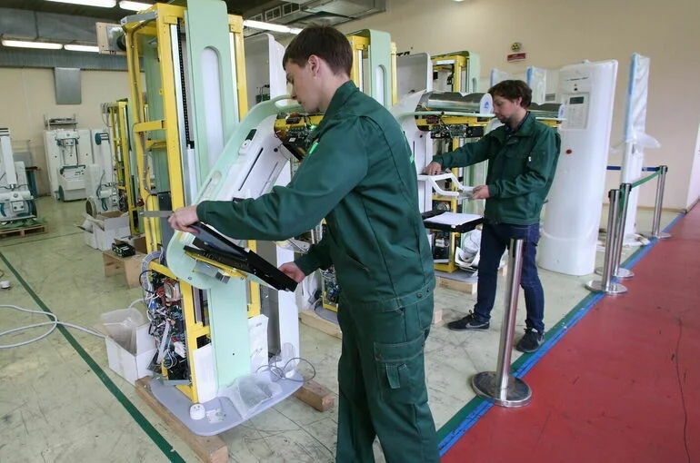 В России расширят список профессий, в которых можно работать со средним образованием