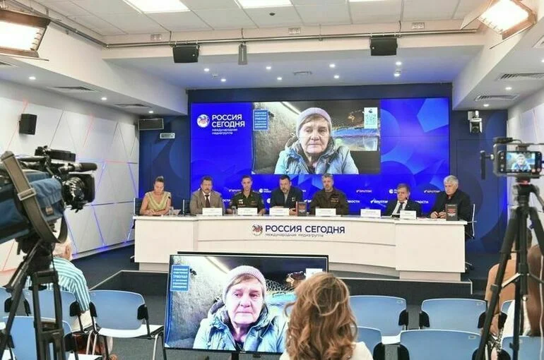 Пресс-конференция, в рамках которой была представлена книга