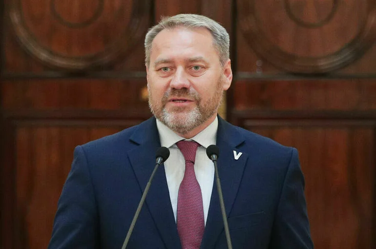 Александр Бельский: Электросамокаты должны уйти с тротуаров на проезжую часть