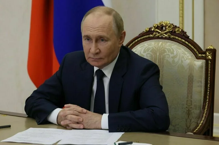 Путин назвал ОАЭ одним из подходящих мест для встречи с Трампом