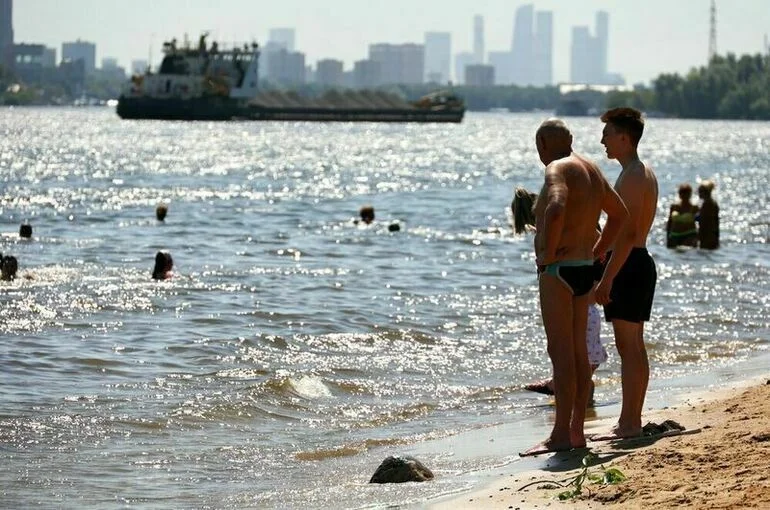 Роспотребнадзор увеличил число мест, разрешенных для купания в Москве