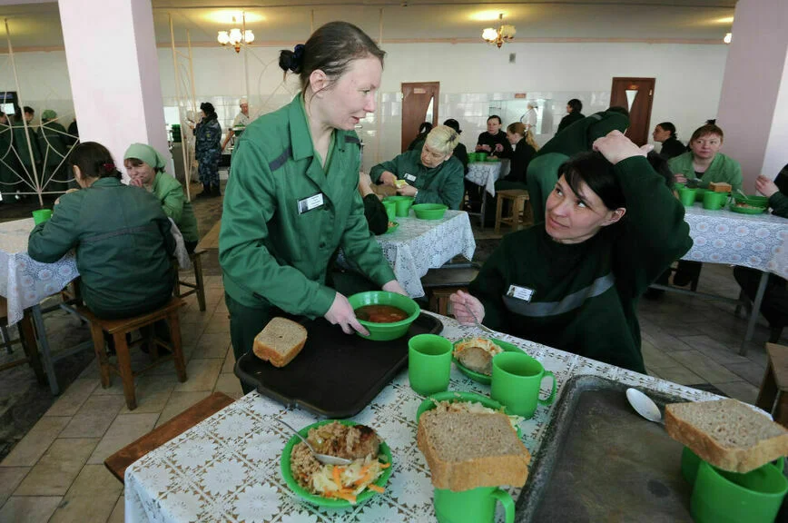 Приговоренных к труду баландой не накормят