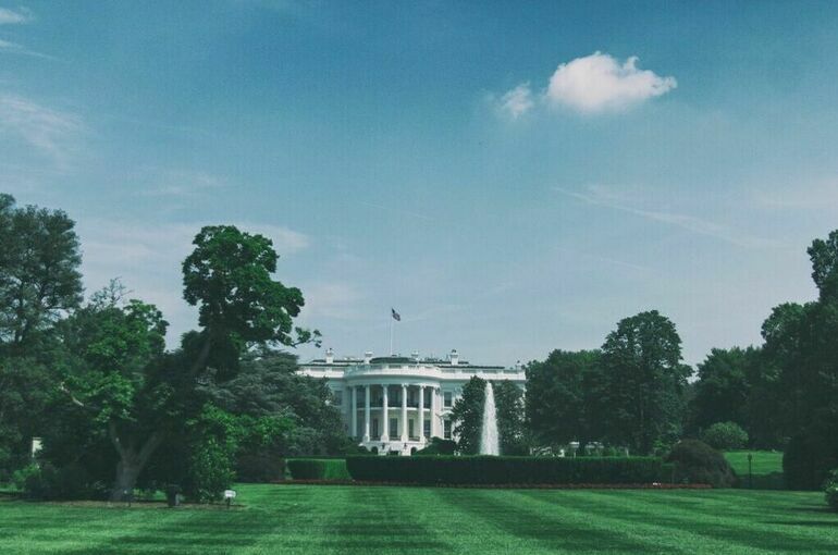 В Белом доме назвали состав делегации США на саммите на Аляске 