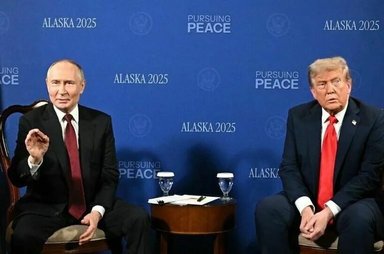 Кремль опубликовал кадры начала встречи Путина и Трампа