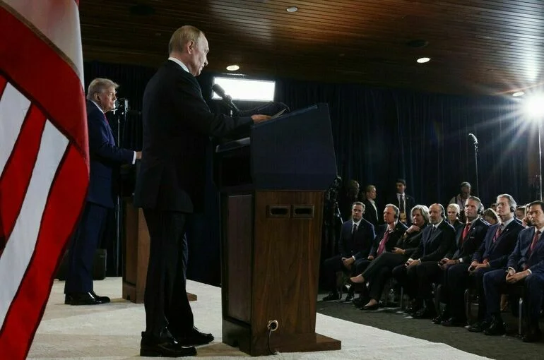 Путин изменил свою речь на пресс-конференции на Аляске