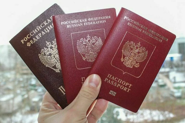 В МВД рассказали, можно ли россиянам иметь гражданство еще нескольких стран
