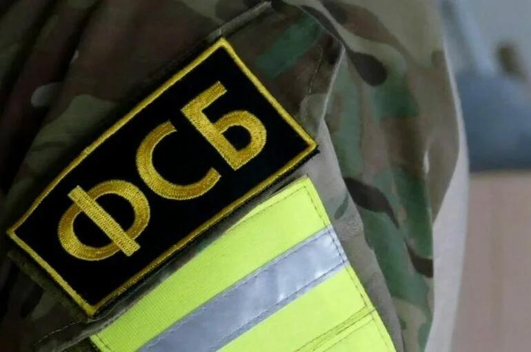 В Дагестане задержали иностранца при попытке вывезти секретные документы