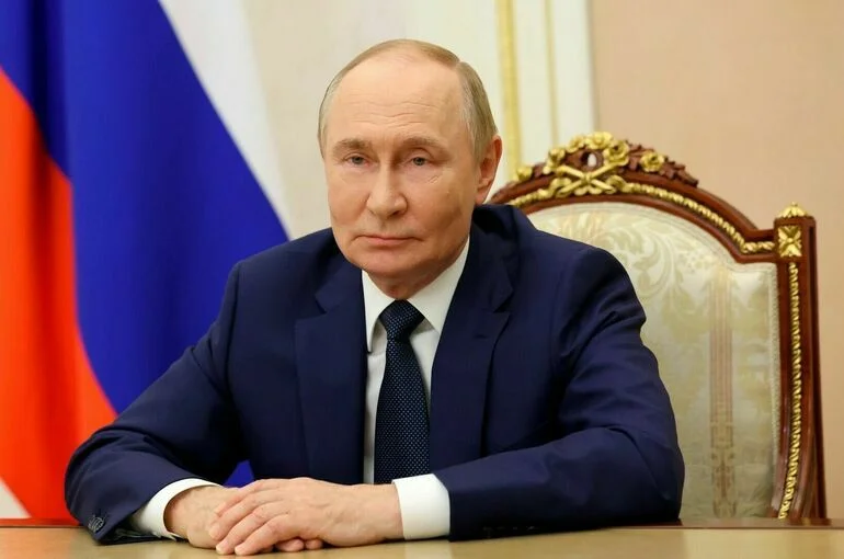 Путин поздравил с днем рождения первого вице-президента Азербайджана Алиеву