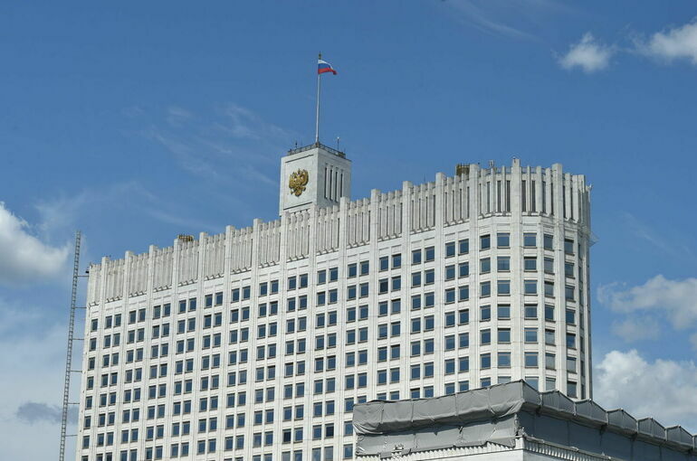 Правительство поддержало проект о запрете продажи сигарет на остановках