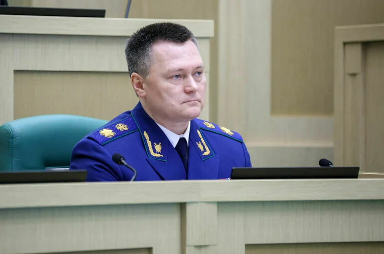 Краснов единственный подал заявление на должность главы Верховного суда