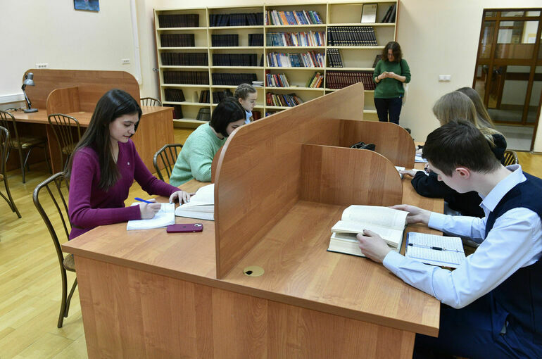 Студентам напомнили, когда нужно оформлять временную регистрацию