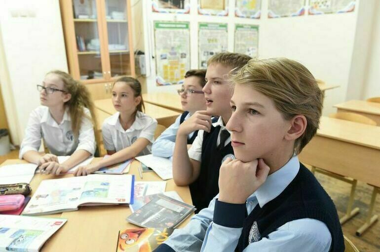 В Госдуме обсудят изменение содержания и объема школьных домашних заданий