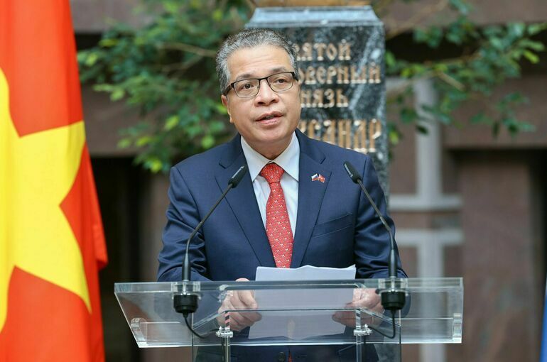 Вьетнам открыт для туристов и бизнеса из России