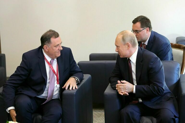 Додик планирует посетить Россию встретиться с Путиным