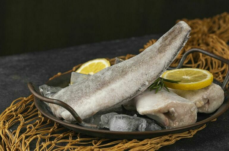 Курильского минтая отправят на прилавки магазинов