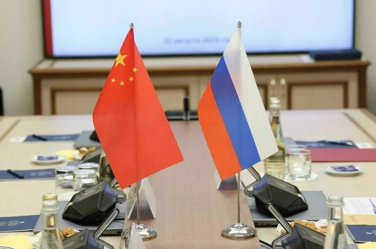 Россия и Китай подписали 22 документа о сотрудничестве