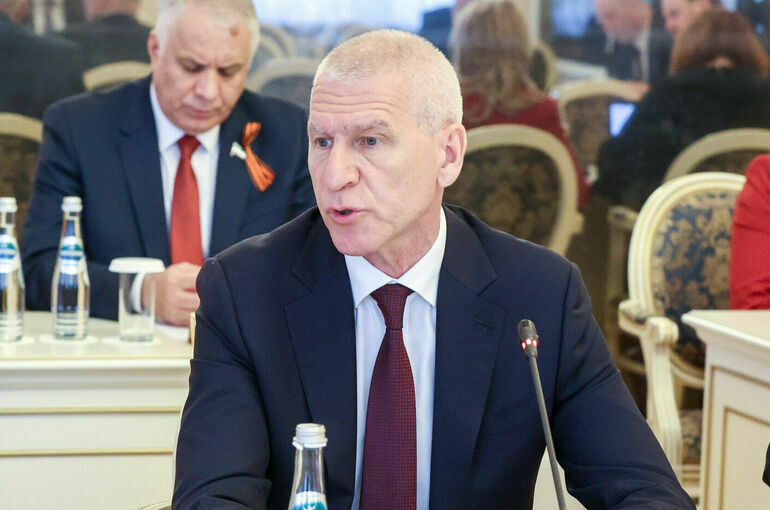 Депутат: Осенью в Госдуме готовы обсудить возвращение пива на стадионы