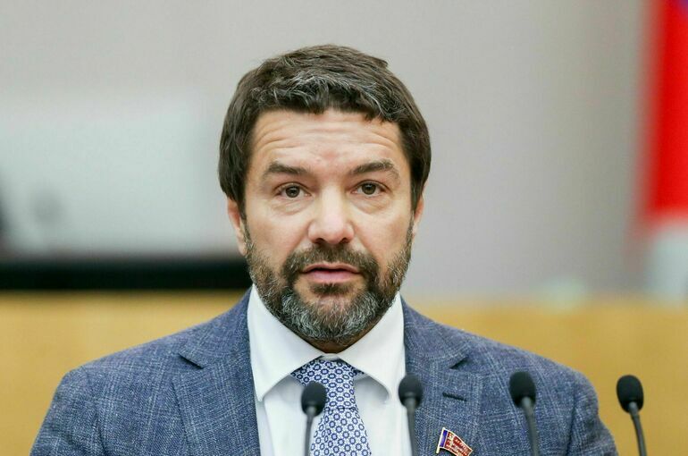 Депутат Ющенко: MAX должен быть доступен для скачивания в других странах