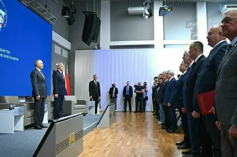 В Могилеве проходит пленарное заседание Молодежного форума Союзного государства