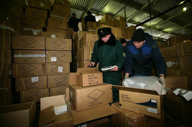 В Россию пытались ввезти из Молдавии 300 кг наркотиков под видом яблок