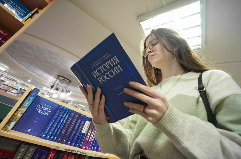 Минпросвещения определило единое время для изучения каждого предмета