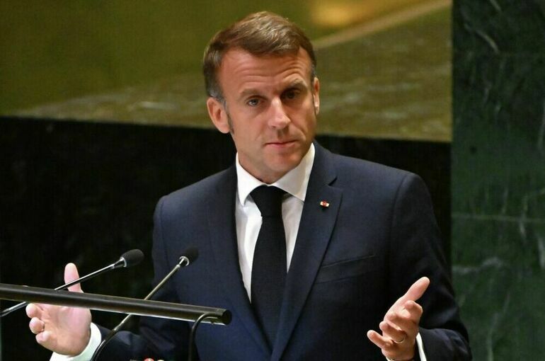 Замкнутый круг Макрона: премьер будет новый, политика — старой  