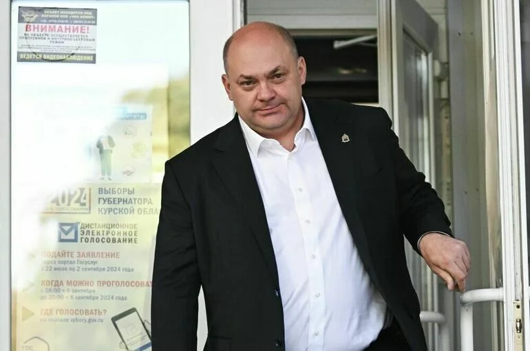 Экс-губернатор Курской области признался в получении 30 млн рублей взяток