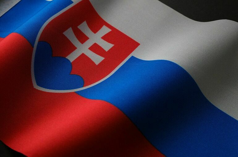 Фицо заявил, что Словакия не поддержит новые антироссийские санкции